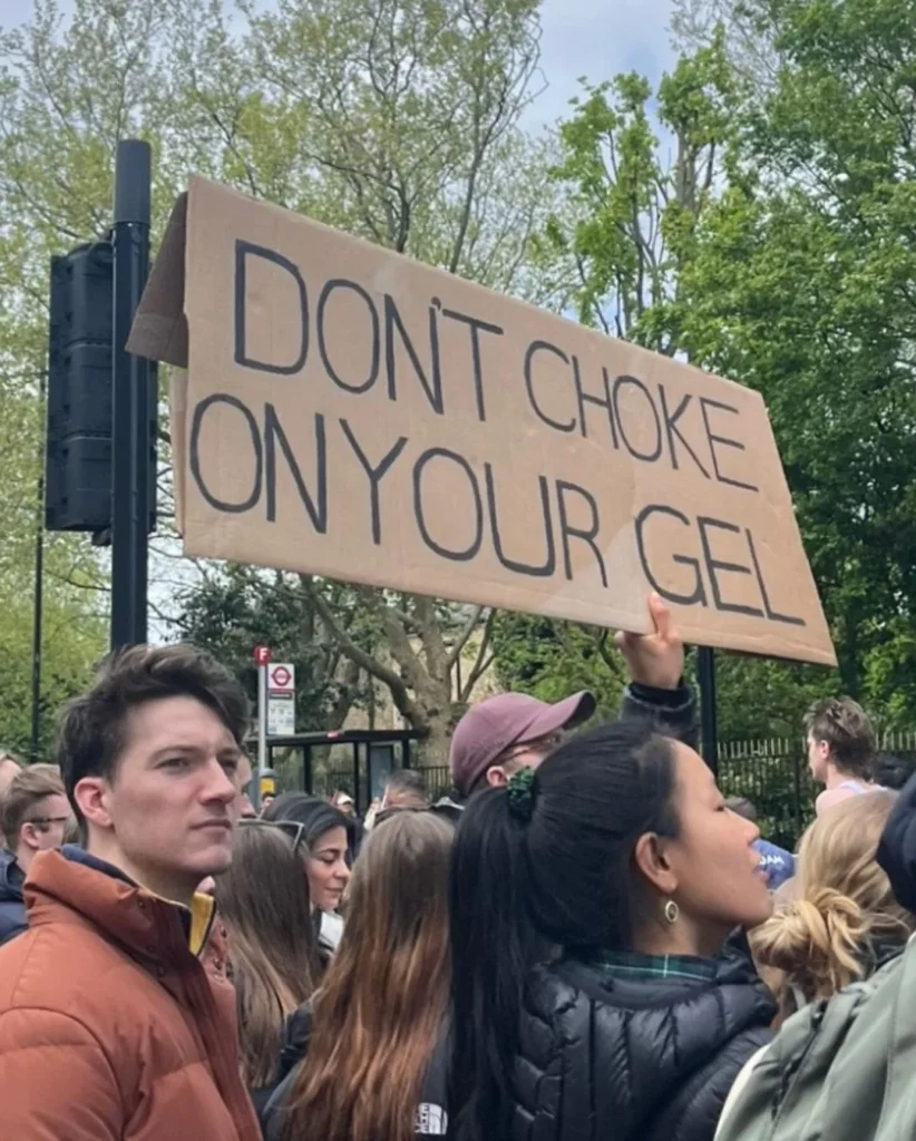 Person holding a fun marathon side